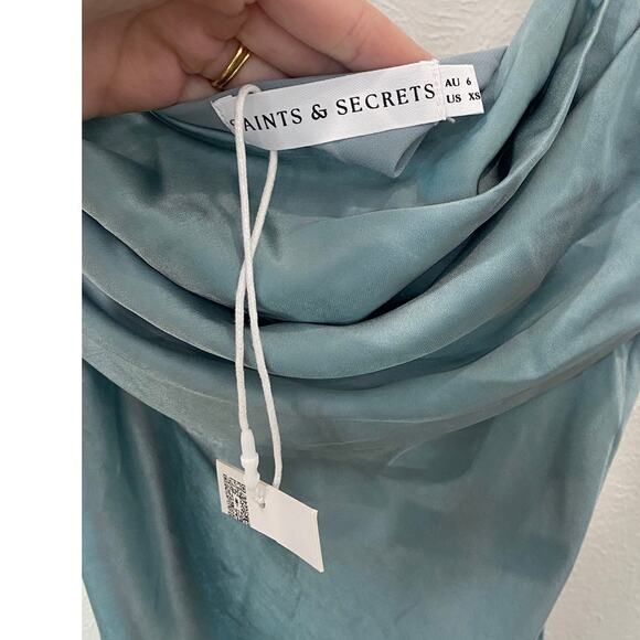 Selfie Leslie Well Versed Pleated Bust Satin Slit Midi Dress Blue XS New - Picture 3 of 3